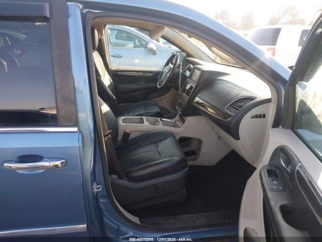 2011 CHRYSLER TOWN & COUNTRY 2A4RR6DG0BR747284 Photo 4