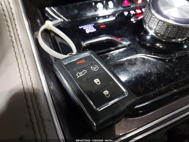 2023 JEEP WAGONEER 1C4SJVAP6PS561073 Photo 10