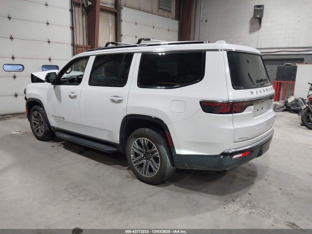 2023 JEEP WAGONEER 1C4SJVAP6PS561073 Photo 2