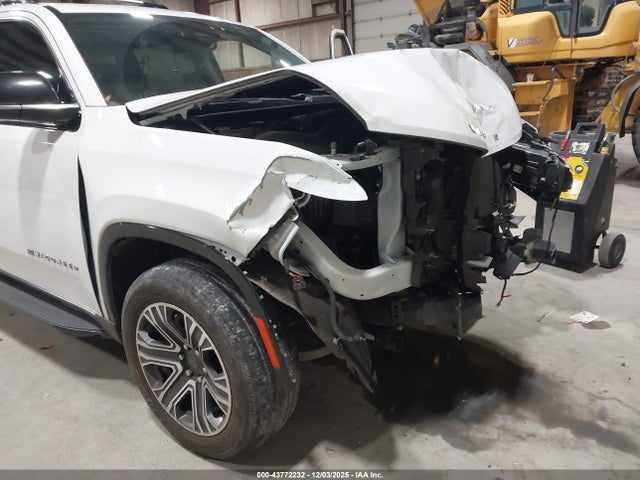 2023 JEEP WAGONEER 1C4SJVAP6PS561073 Photo 5