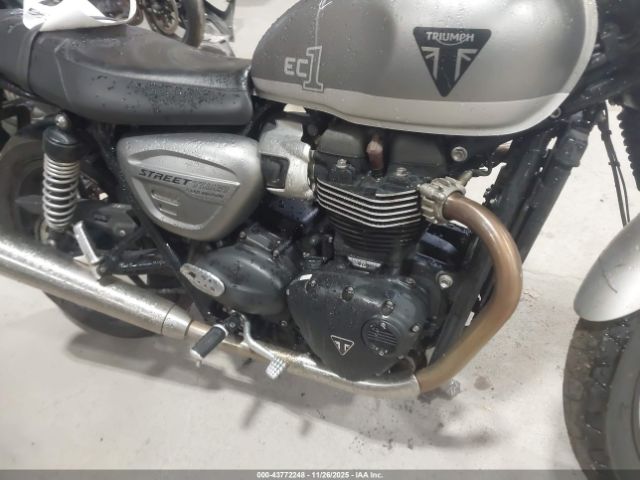2022 TRIUMPH MOTORCYCLE STREET TWIN SMTD31G74NTAY1354 Photo 7