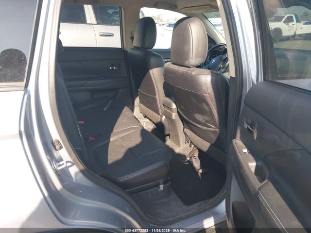 2016 MITSUBISHI OUTLANDER JA4AD3A31GZ033575 Photo 7