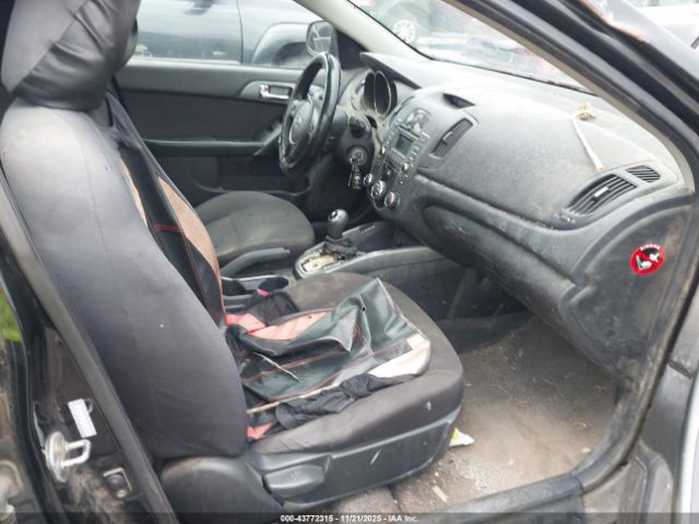 2013 KIA FORTE KNAFU4A28D5699695 Photo 4