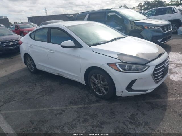 2017 HYUNDAI ELANTRA 5NPD84LF1HH022248