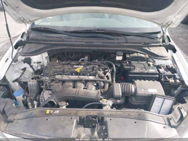 2017 HYUNDAI ELANTRA 5NPD84LF1HH022248 Photo 9