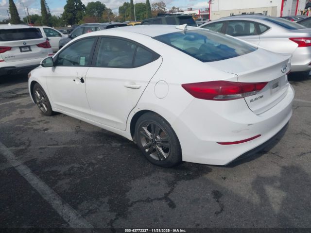 2017 HYUNDAI ELANTRA 5NPD84LF1HH022248 Photo 2