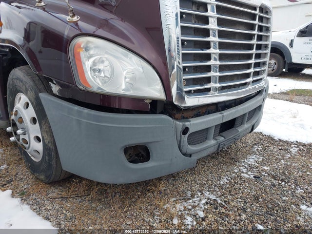 Aukcja sprzedaży 2011 Freightliner Cascadia 125, vin: 1FUJGLDR8BSAY5795, numer aukcji: 43772352
