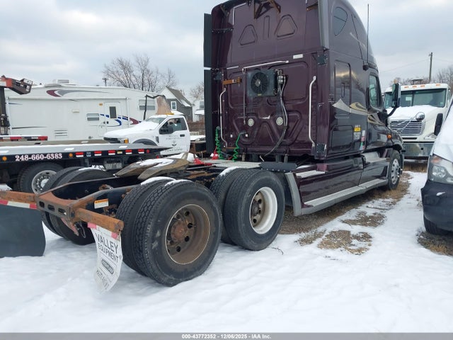 Aukcja sprzedaży 2011 Freightliner Cascadia 125, vin: 1FUJGLDR8BSAY5795, numer aukcji: 43772352