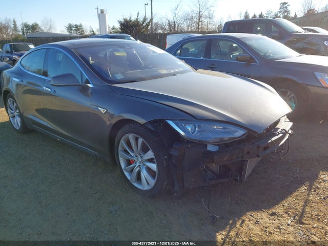 2016 TESLA MODEL S 5YJSA1E48GF125363 Photo 0