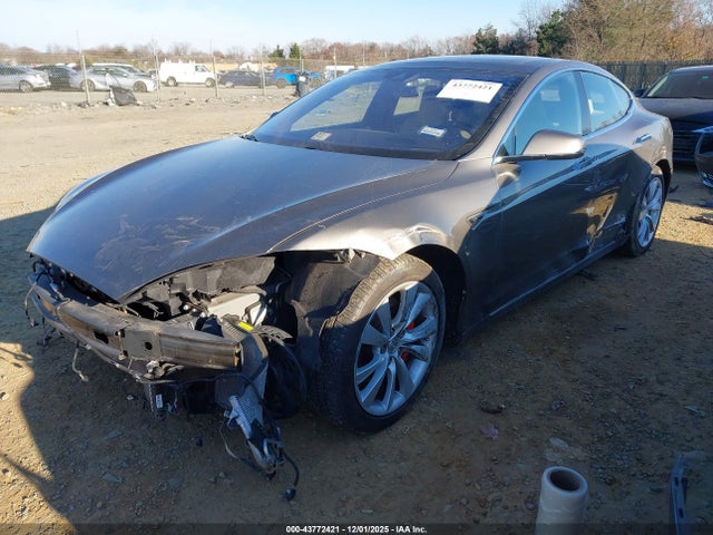 2016 TESLA MODEL S 5YJSA1E48GF125363 Photo 1