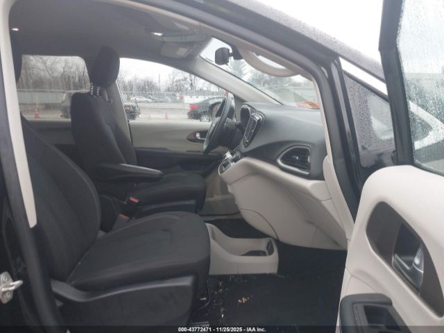 2023 CHRYSLER VOYAGER 2C4RC1CG6PR621627 Photo 4