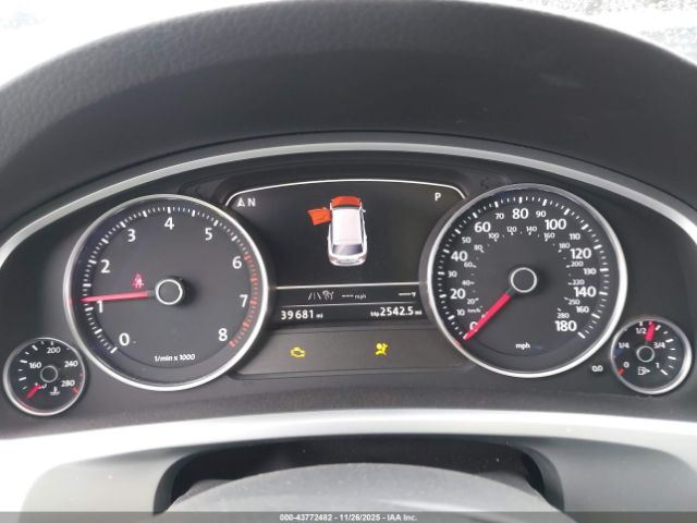 2016 VOLKSWAGEN TOUAREG WVGEF9BP0GD011369 Photo 6