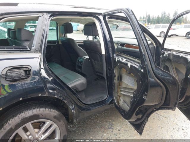 2016 VOLKSWAGEN TOUAREG WVGEF9BP0GD011369 Photo 7