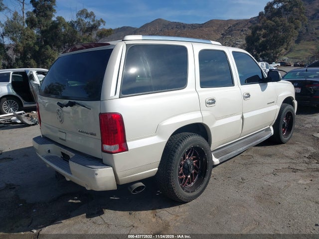 2002 CADILLAC ESCALADE 1GYEK63N02R307171 Photo 3