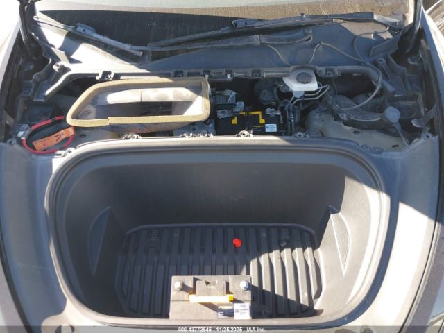 2021 TESLA MODEL Y 5YJYGDEE1MF196337 Photo 9