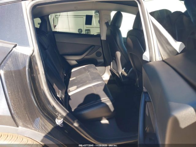 2021 TESLA MODEL Y 5YJYGDEE1MF196337 Photo 7