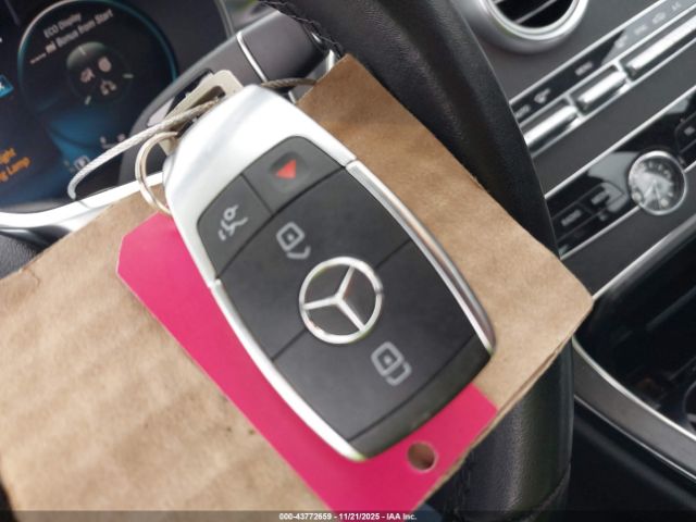 2021 MERCEDES-BENZ C 300 W1KWF8DB4MR628895 Photo 10