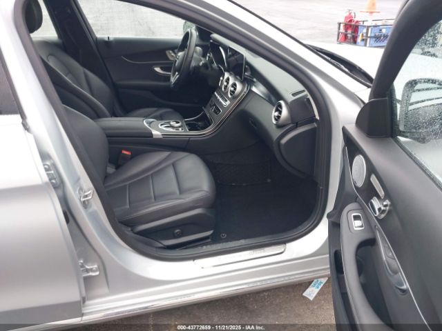 2021 MERCEDES-BENZ C 300 W1KWF8DB4MR628895 Photo 4