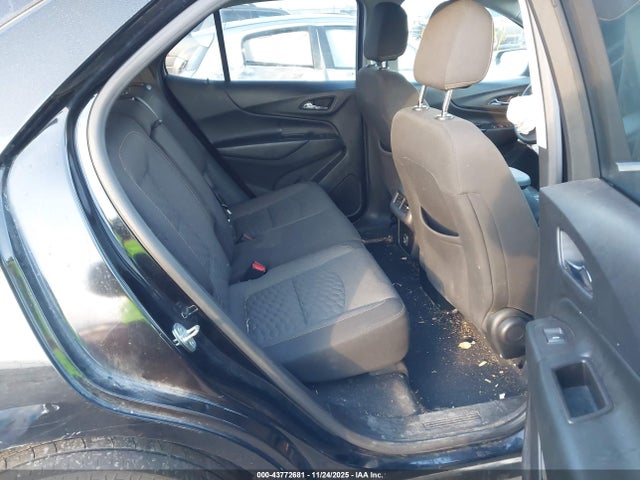 2GNAXUEV6M6139338 Chevrolet Equinox Awd Lt