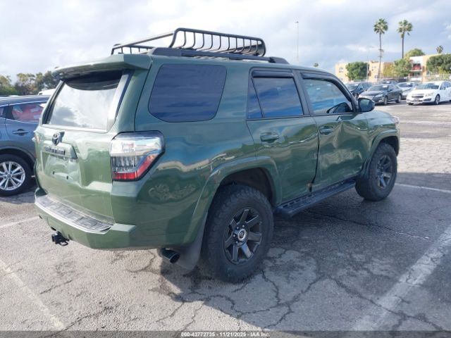 2022 TOYOTA 4RUNNER JTETU5JR8N6071555 Photo 3