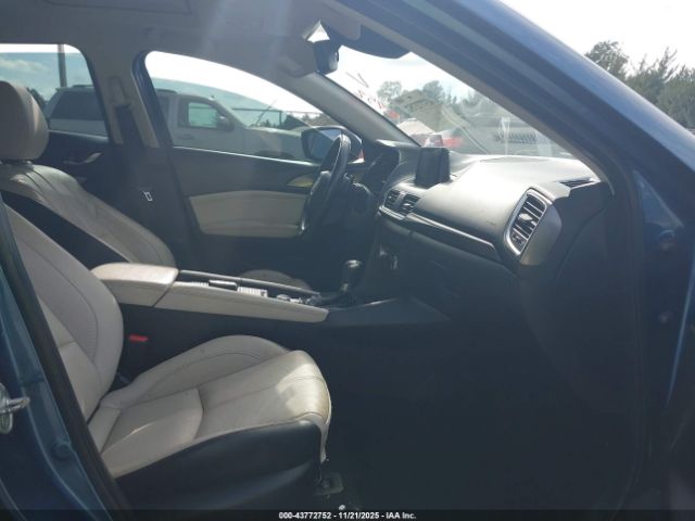 2017 MAZDA MAZDA3 3MZBN1W34HM124571 Photo 4