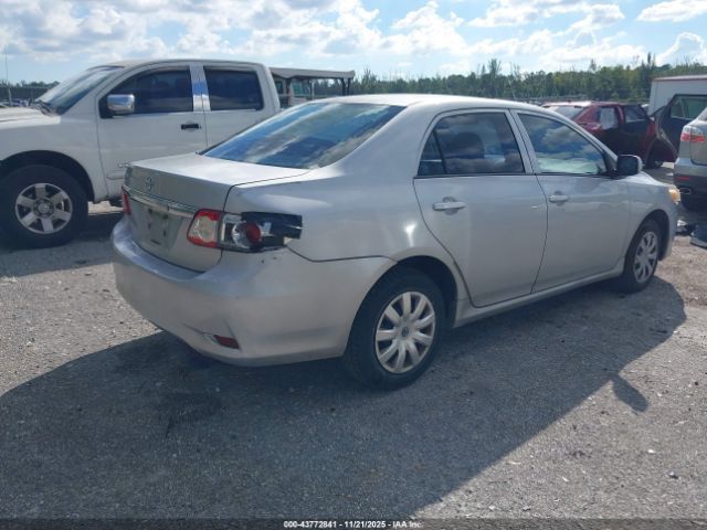 2013 TOYOTA COROLLA 2T1BU4EE9DC066342 Photo 3