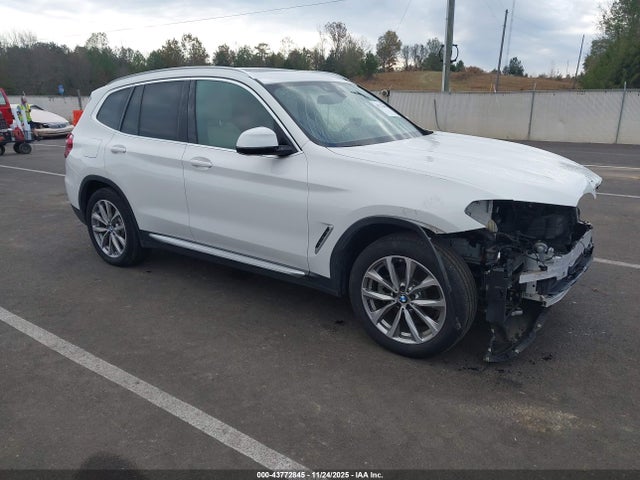 2019 BMW X3 5UXTR7C51KLF33190