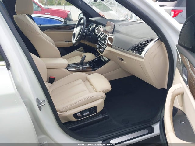 2019 BMW X3 5UXTR7C51KLF33190 Photo 4
