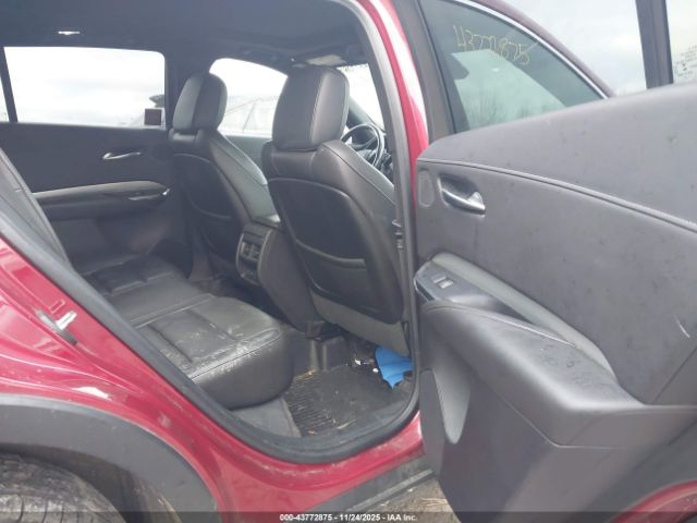 2019 CADILLAC XT4 1GYFZDR40KF214171 Photo 7