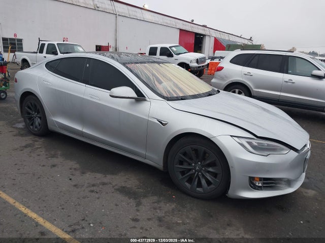 2018 TESLA MODEL S 5YJSA1E23JF246677 Photo 0