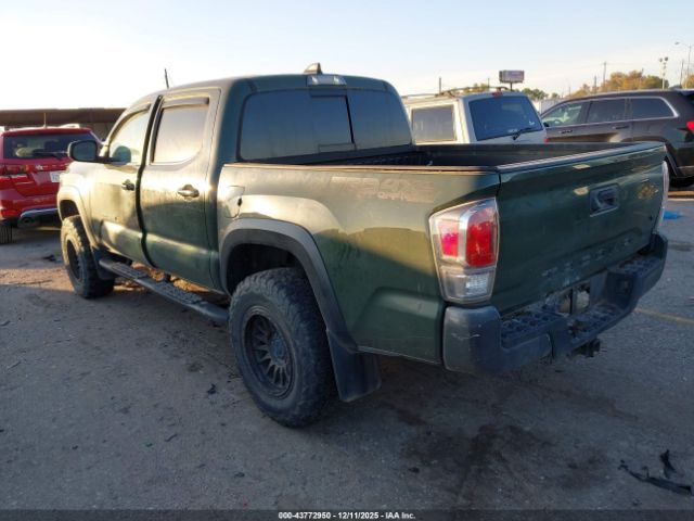 2022 TOYOTA TACOMA 3TMCZ5AN9NM493272 Photo 2
