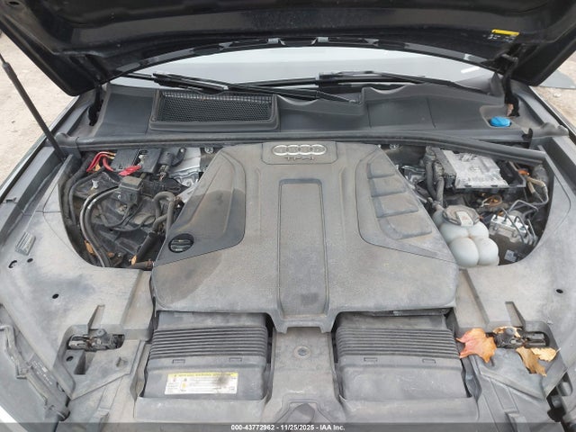 2017 AUDI Q7 WA1LHAF71HD051344 Photo 9