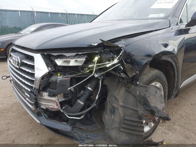 2017 AUDI Q7 WA1LHAF71HD051344 Photo 5