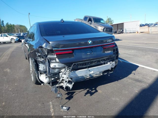 2022 BMW 740 WBA7T2C04NCG86384 Photo 5