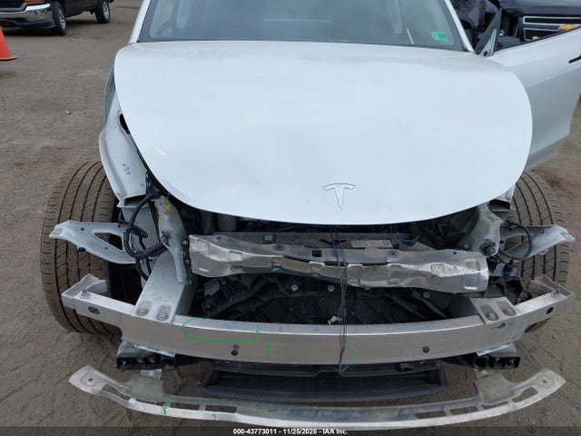 2023 TESLA MODEL Y 7SAYGDEE6PA104451 Photo 9