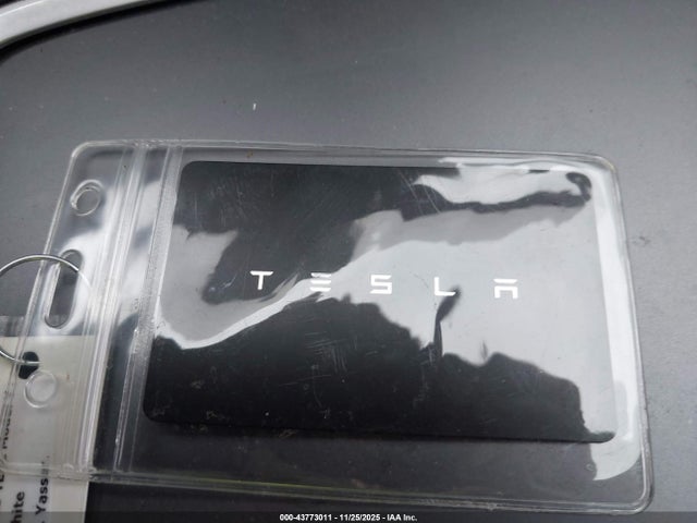 2023 TESLA MODEL Y 7SAYGDEE6PA104451 Photo 10