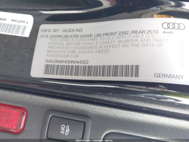 2017 AUDI A4 WAUDNAF40HN044322 Photo 8