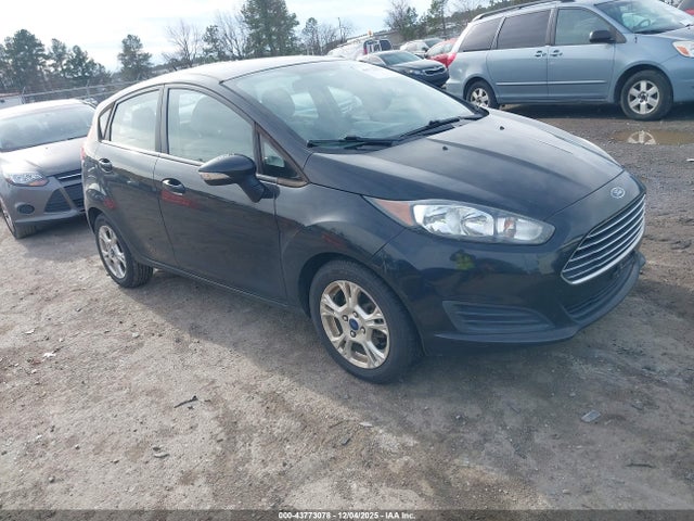 2015 Ford Fiesta Se მანქანა იყიდება აუქციონზე, vin: 3FADP4EJXFM111303, აუქციონის ნომერი: 43773078