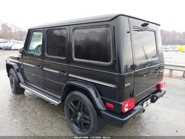 2015 MERCEDES-BENZ G 63 AMG WDCYC7DF2FX235205 Photo 2
