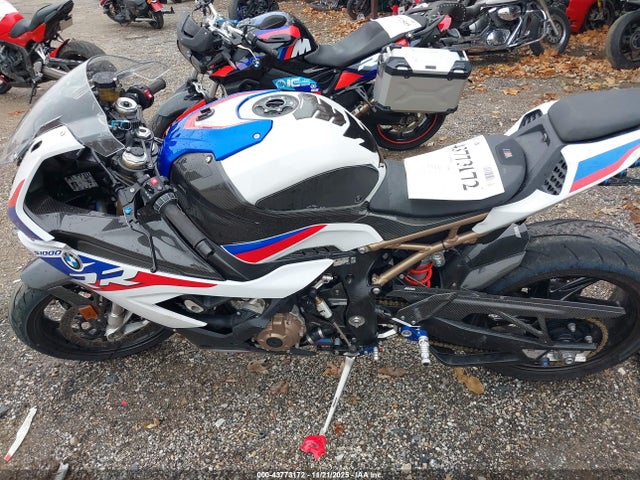 43773172 :رقم المزاد ، WB10E2303N6F20951 vin ، 2022 Bmw S 1000 Rr مزاد بيع
