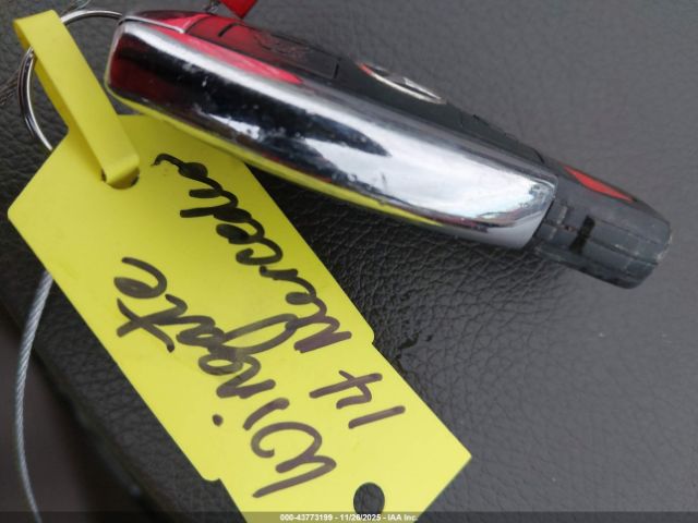 2014 MERCEDES-BENZ C 300 WDDGF8ABXER304652 Photo 10