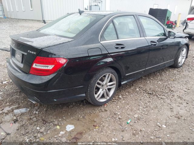 2014 MERCEDES-BENZ C 300 WDDGF8ABXER304652 Photo 3