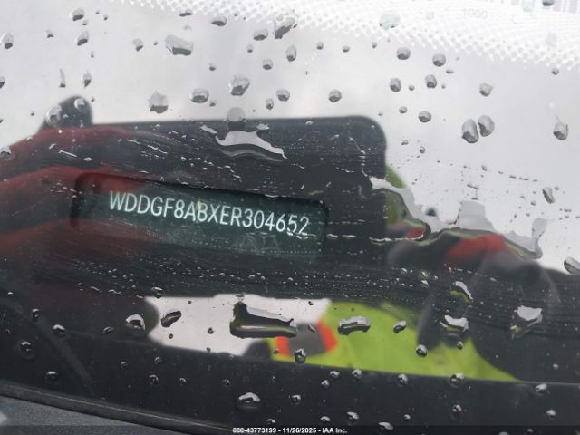 2014 MERCEDES-BENZ C 300 WDDGF8ABXER304652 Photo 8