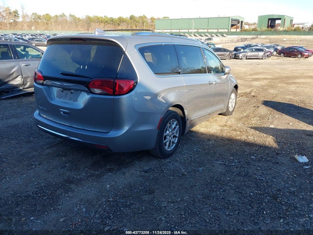 2020 CHRYSLER PACIFICA 2C4RC1BGXLR125614 Photo 3