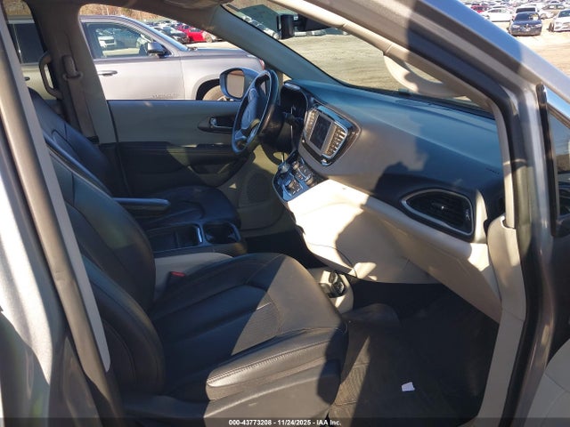 2020 CHRYSLER PACIFICA 2C4RC1BGXLR125614 Photo 4