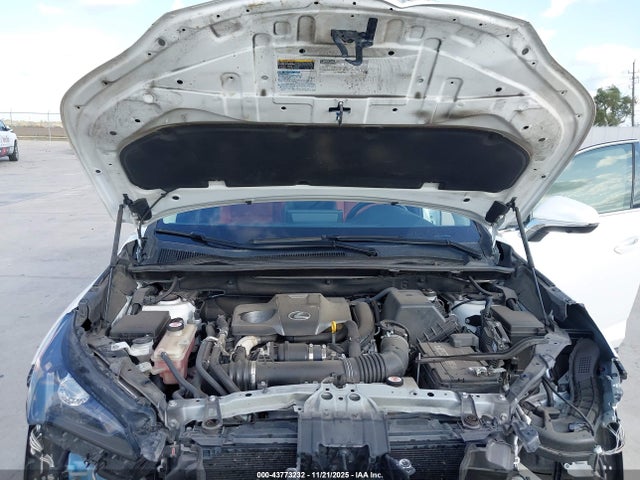 JTJGARBZ0L2166584 Lexus NX 300