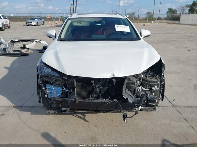 JTJGARBZ0L2166584 Lexus NX 300
