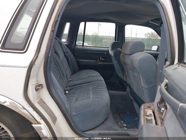 43773236 :رقم المزاد ، 1LNCM81W3MY666338 vin ، 1991 Lincoln Town Car Executive مزاد بيع