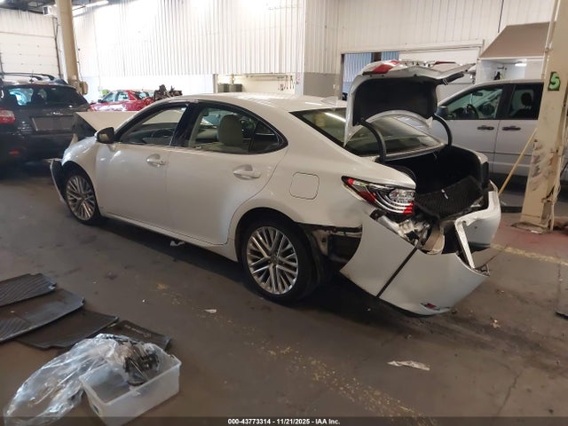 JTHBK1GGXF2197444 Lexus ES 350