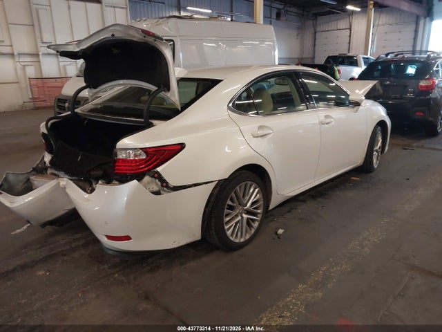 JTHBK1GGXF2197444 Lexus ES 350